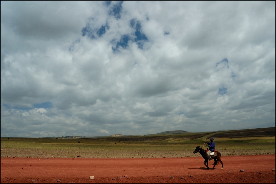  drodze Krajobraz Nikon D70 AF-S Zoom-Nikkor 18-70mm f/3.5-4.5G IF-ED Etiopia 0 niebo Chmura łąka ekosystem pole Równina step horyzont ecoregion preria
