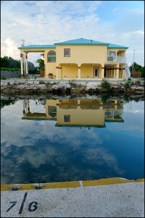  Floryda rankiem Inne Nikon D300 AF-S Zoom-Nikkor 18-70mm f/3.5-4.5G IF-ED USA, 0 woda odbicie niebo architektura dom nieruchomość zasoby wodne kondominium fasada wolny czas