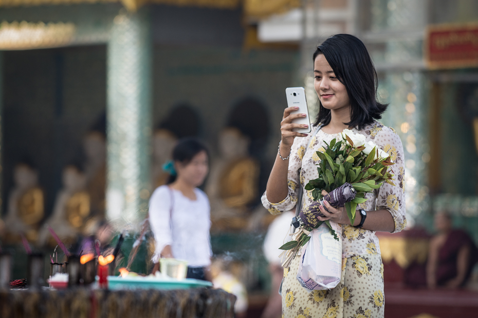  SMS Ludzie Nikon D7200 AF-S Nikkor 70-200mm f/2.8G 0 Myanmar kwiat kobieta dziewczyna ceremonia moda sukienka panna młoda tradycja zdarzenie świątynia