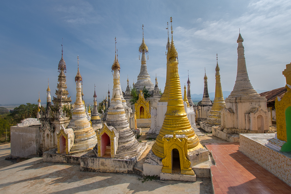  Shwe Inn Thein Paya Jezioro Inle Nikon D7100 Sigma 10-20mm f/3.5 HSM 0 Myanmar pagoda historyczna Strona świątynia niebo miejsce kultu iglica atrakcja turystyczna stupa wat
