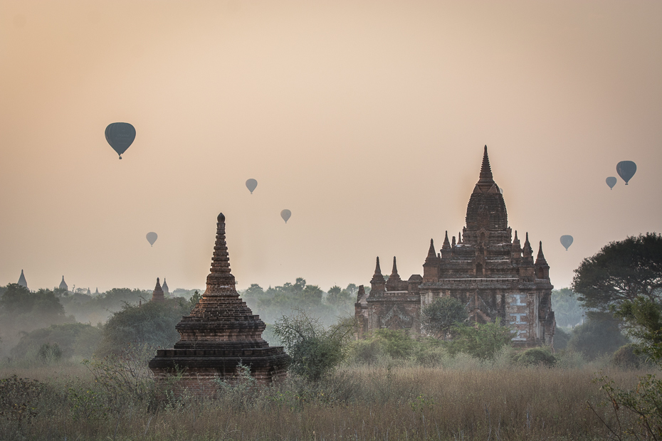  Bagan Miejsca Nikon D7100 AF-S Nikkor 70-200mm f/2.8G 0 Myanmar niebo ranek atmosfera ziemi świątynia drzewo świt historyczna Strona balon na gorące powietrze turystyka krajobraz