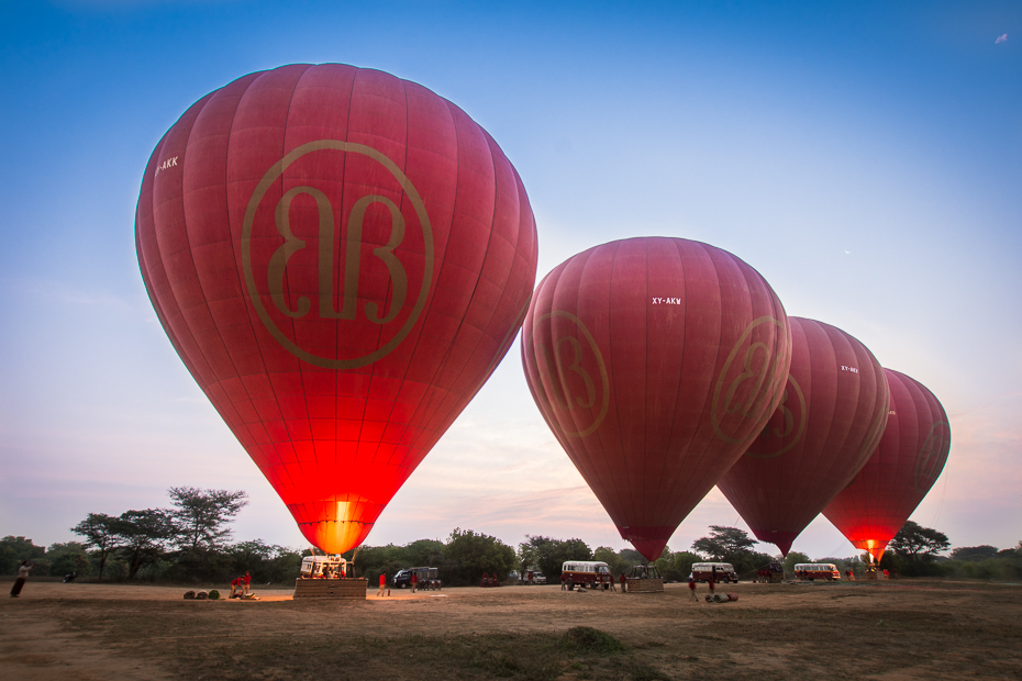  Baloons over Bagan Miejsca Nikon D7200 Sigma 10-20mm f/3.5 HSM 0 Myanmar latanie balonem balon na gorące powietrze czerwony niebo dzień balon atmosfera ziemi ranek