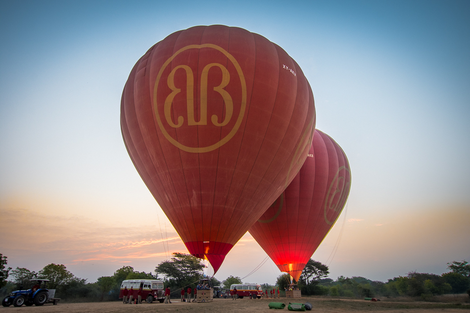  Baloons over Bagan Miejsca Nikon D7200 Sigma 10-20mm f/3.5 HSM 0 Myanmar latanie balonem balon na gorące powietrze czerwony niebo atmosfera ziemi dzień balon ranek