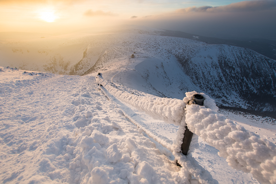  Karkonosze Nikon D7100 Sigma 10-20mm f/3.5 HSM śnieg niebo górzyste formy terenu zimowy zamrażanie Góra Chmura grzbiet arktyczny pasmo górskie