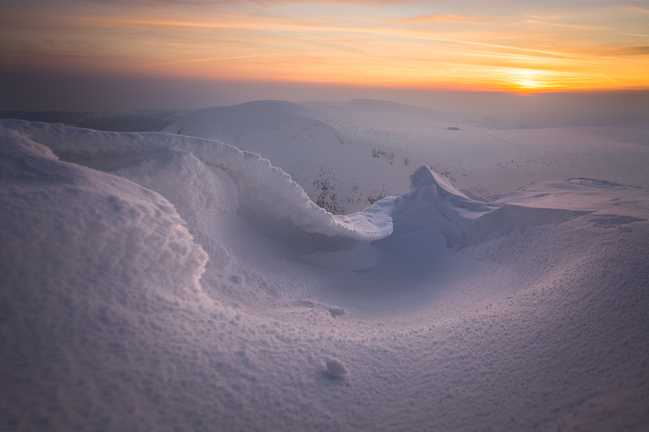  Karkonosze Nikon D7100 Sigma 10-20mm f/3.5 HSM niebo śnieg atmosfera ranek pasmo górskie wschód słońca atmosfera ziemi zamrażanie arktyczny horyzont