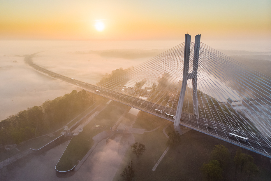  Most Rędziński Krajobraz Mavic Air ranek naprawiony link woda niebo wschód słońca horyzont światło słoneczne odbicie most mgła