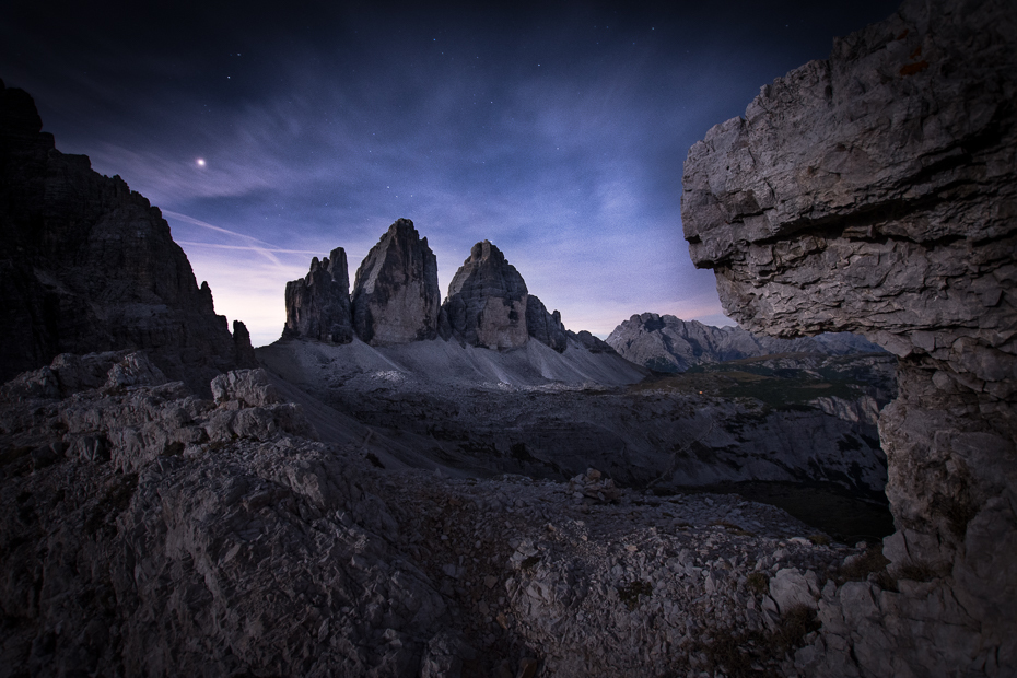  Tre Cime Lavaredo 0 Dolomity Nikon D7200 Sigma 10-20mm f/3.5 HSM niebo skała Góra górzyste formy terenu pustynia atmosfera ciemność zjawisko geologiczne pasmo górskie tworzenie