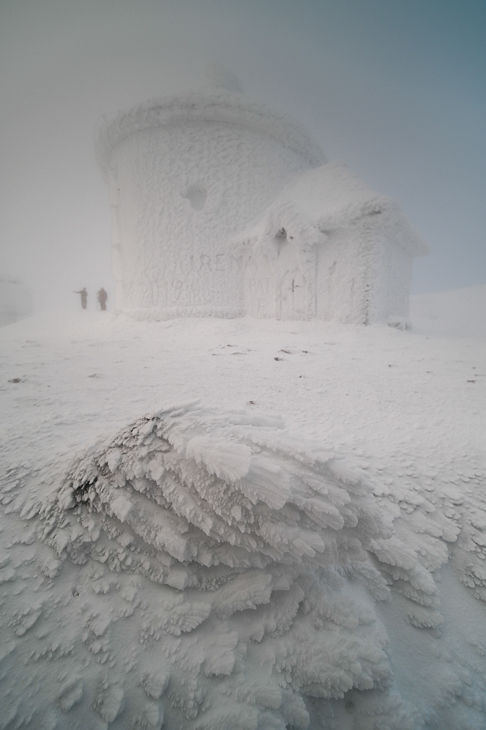  Śnieżka 0 Karkonosze Nikon Laowa D-Dreamer 12mm f/2.8 zjawisko geologiczne śnieg Zjawisko atmosferyczne zimowy zamrażanie niebo lód krajobraz burza śnieżna Burza śnieżna