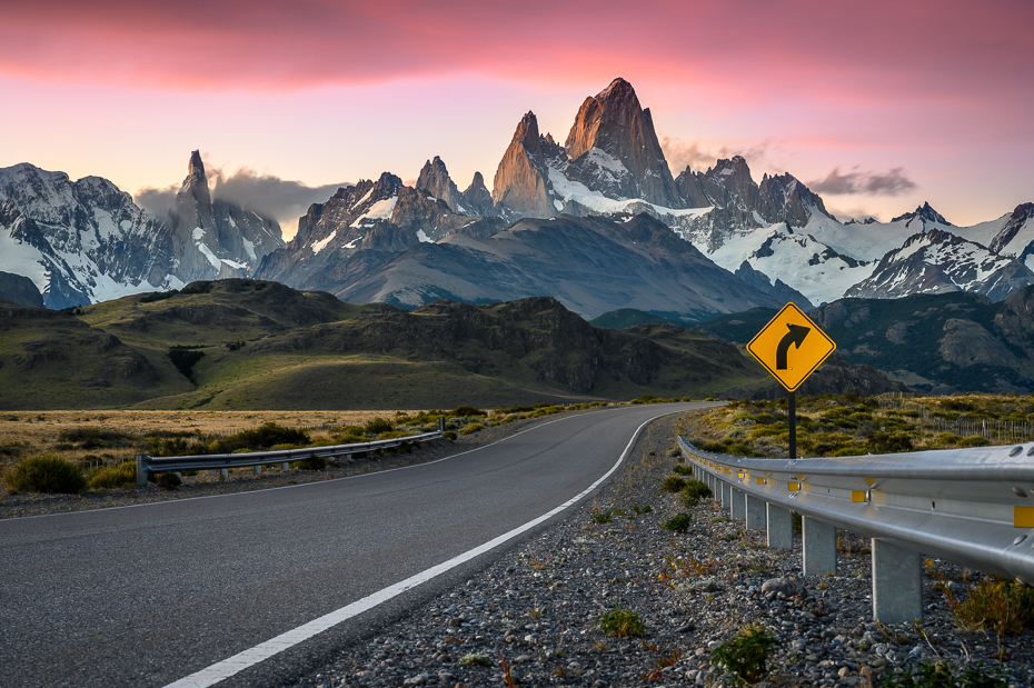  Fitz Roy Argentyna Nikon Nikkor 24-70mm f/4 0 Patagonia górzyste formy terenu Góra pasmo górskie Droga Naturalny krajobraz niebo Natura asfalt Alpy Autostrada