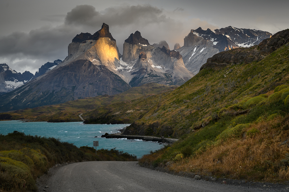  Torres del Paine Chile Nikon Nikkor 24-70mm f/4 0 Patagonia górzyste formy terenu Góra Naturalny krajobraz średniogórze Natura pasmo górskie Fiord niebo pustynia Alpy