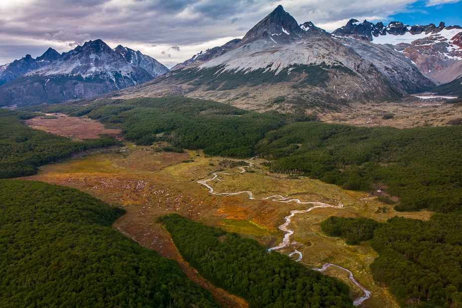  Tierra del Fuego Argentyna Mavic Air 0 Patagonia górzyste formy terenu Góra Naturalny krajobraz średniogórze Natura pasmo górskie pustynia wzgórze grzbiet dolina