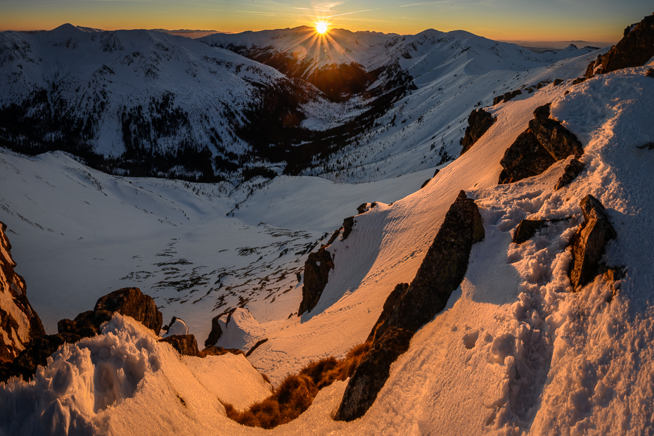  Tatry Nikon Nikkor 24-70mm f/4 górzyste formy terenu Góra Natura pasmo górskie niebo Alpy zjawisko geologiczne Naturalny krajobraz lodowaty kształt terenu śnieg
