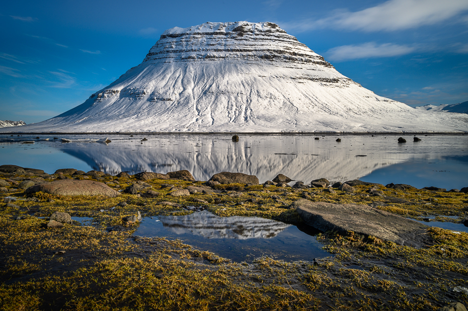  Kirkjufell 0 Islandia Nikon Nikkor 24-70mm f/4 Natura górzyste formy terenu Naturalny krajobraz Góra odbicie niebo pustynia Chmura średniogórze spadł