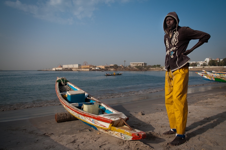  Rybak Dakaru Senegal Nikon D300 AF-S Zoom-Nikkor 17-55mm f/2.8G IF-ED Budapeszt Bamako 0 zbiornik wodny morze niebo plaża woda pojazd Wybrzeże łódź wakacje formy przybrzeżne i oceaniczne