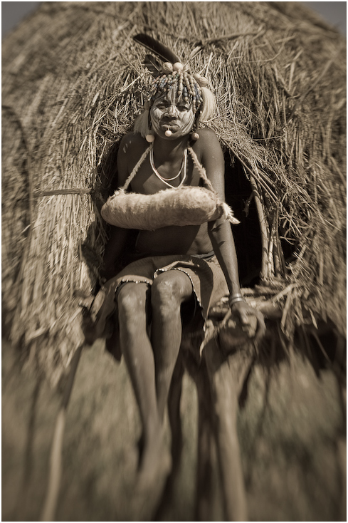  Kobieta Mursi Ludzie Nikon D300 Lensbaby Etiopia 0 czarny i biały fotografia monochromatyczna drzewo dziewczyna monochromia zbiory fotografii Dzieła wizualne