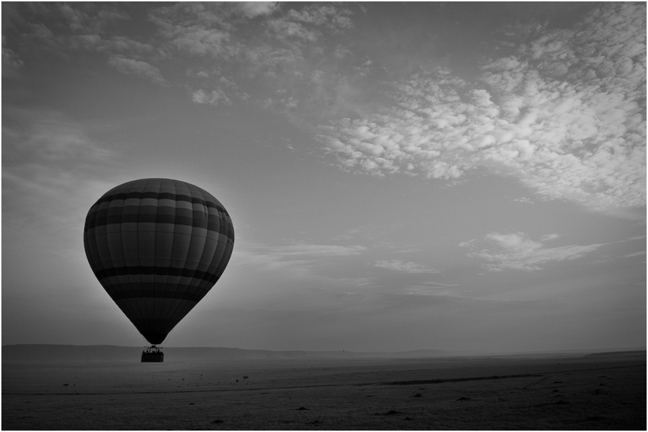  Masai Mara balonem Balon Nikon D300 AF-S Zoom-Nikkor 17-55mm f/2.8G IF-ED Kenia 0 balon na gorące powietrze niebo latanie balonem czarny i biały fotografia monochromatyczna Chmura atmosfera fotografia atmosfera ziemi dzień