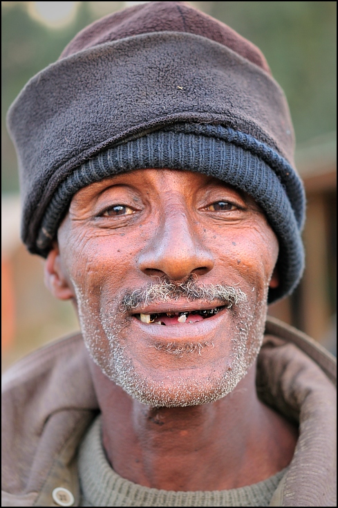  Zębaty Ludzie Nikon D300 AF-S Micro Nikkor 60mm f/2.8G Etiopia 0 Twarz człowiek wąsy nos Broda głowa zarost ścieśniać oko męski