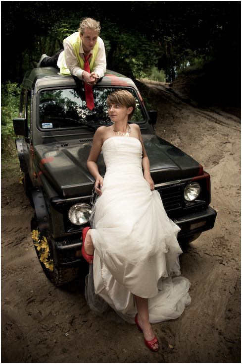  Plener Ewa Łukasz Nikon D300 AF-S Zoom-Nikkor 17-55mm f/2.8G IF-ED Ślubne samochód fotografia panna młoda odzież dla nowożeńców suknia ślubna pojazd luksusowy pojazd ślub suknia