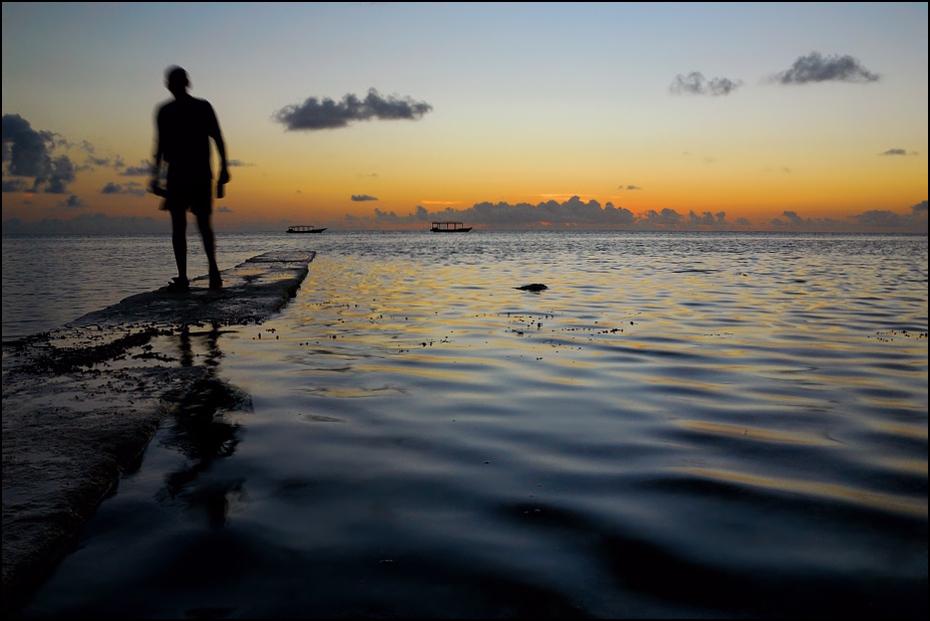  Wschód słońca Zanzibar 0 Nikon D200 AF-S Zoom-Nikkor 18-70mm f/3.5-4.5G IF-ED woda morze zbiornik wodny niebo horyzont ocean zachód słońca wschód słońca fala Wybrzeże