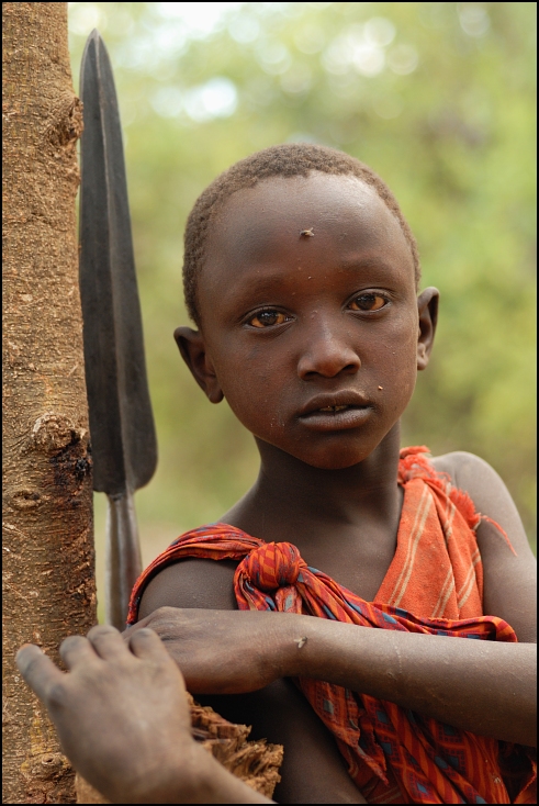  Przyszły wojownik Ludzie Nikon D200 Micro-Nikkor 60mm f/2.8D Tanzania 0 ludzie osoba plemię dziecko chłopak oko człowiek świątynia dziewczyna