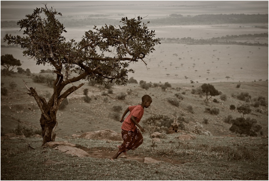  Masajskie dziecko Ludzie Nikon D200 AF-S Nikkor 70-200mm f/2.8G Kenia 0 drzewo niebo ranek krajobraz piasek ecoregion trawa roślina krzewy pole