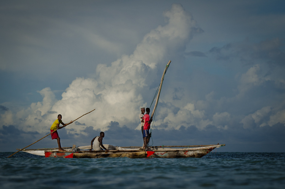  Rybacy Klimaty Nikon D7000 AF-S Nikkor 70-200mm f/2.8G Zanzibar 0 morze Natura woda fala niebo Chmura ocean Żeglarstwo fala wiatrowa łodzie i sprzęt żeglarski oraz zaopatrzenie