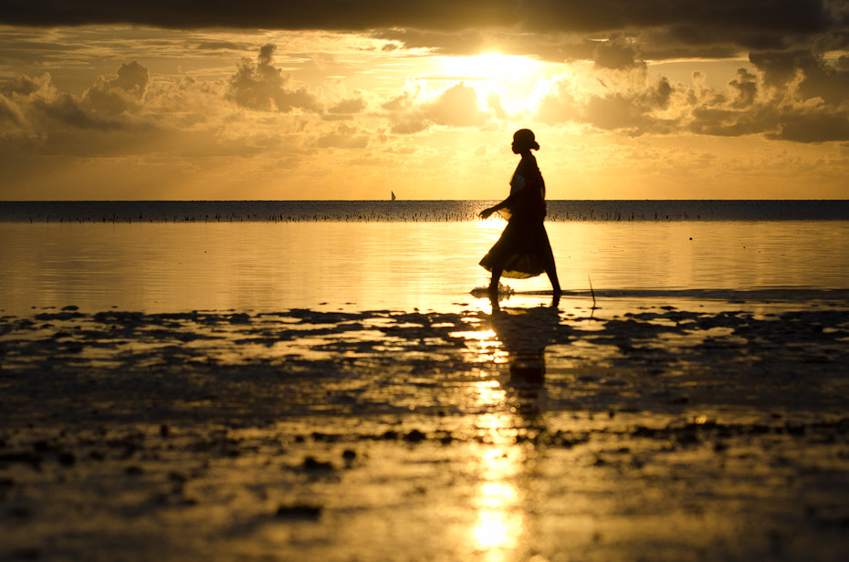  Plaża Jambiani Krajobraz Nikon D7000 AF-S Nikkor 70-200mm f/2.8G Zanzibar 0 morze zbiornik wodny niebo horyzont woda zachód słońca słońce ocean Wybrzeże wschód słońca