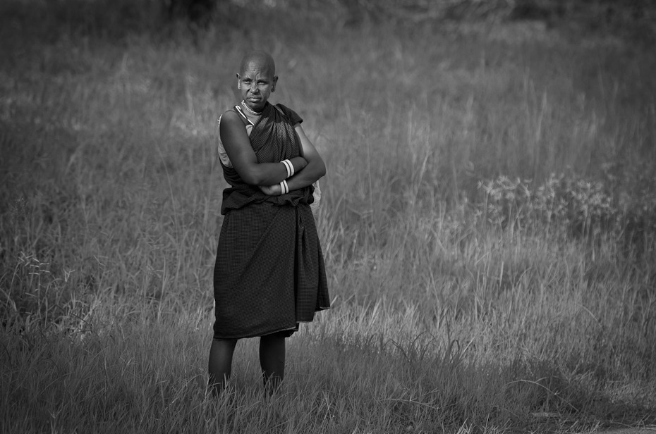  Masaj Ulice Nikon D7000 AF-S Nikkor 70-200mm f/2.8G Tanzania 0 czarny biały fotografia Natura czarny i biały fotografia monochromatyczna na stojąco drzewo atmosfera