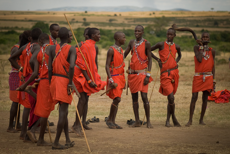  Masaje Ludzie Nikon D200 AF-S Micro-Nikkor 105mm f/2.8G IF-ED Kenia 0 ludzie czerwony plemię tradycja ecoregion średniowiecze