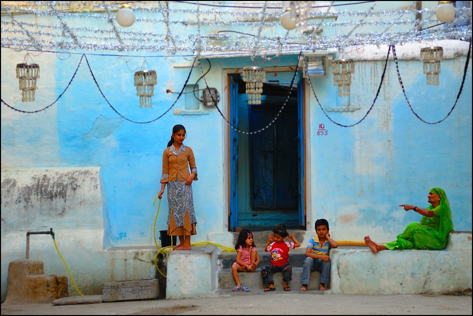  Rodzina Ulice Nikon D200 Zoom-Nikkor 80-200mm f/2.8D Indie 0 niebieski obraz fresk Ściana sztuka grafika okno farba turystyka Sztuka współczesna