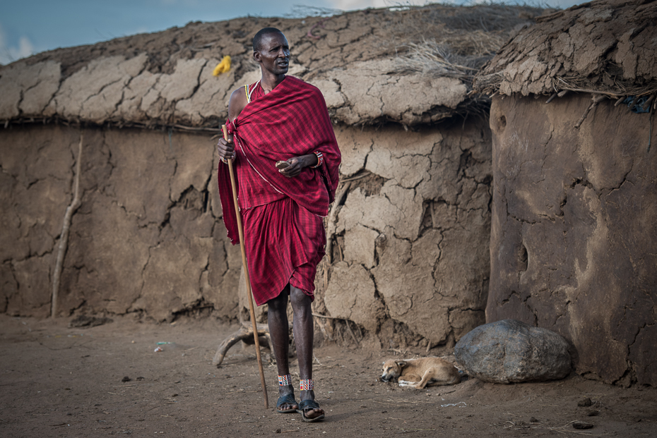  Masaj Masaje nikon d750 Nikon AF-S Nikkor 70-200mm f/2.8G Kenia 0 skała piasek krajobraz dziewczyna niebo
