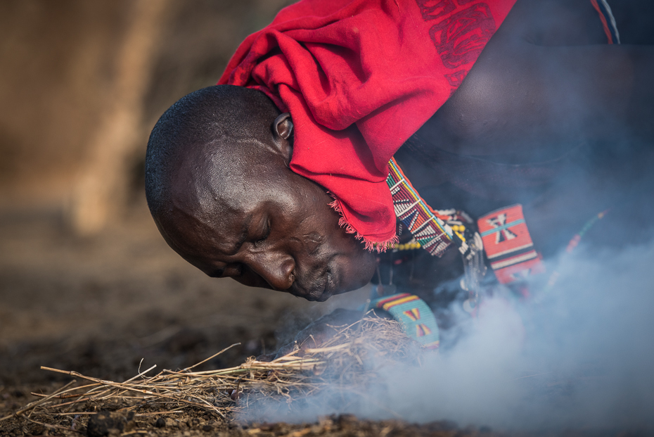  Rozpalanie ognia Masaje nikon d750 Nikon AF-S Nikkor 70-200mm f/2.8G Kenia 0