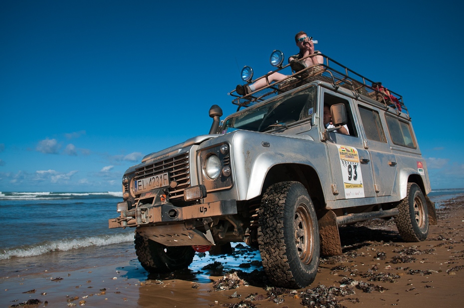  Team 93: Land Rover Defender Maroko Nikon D300 AF-S Zoom-Nikkor 17-55mm f/2.8G IF-ED Budapeszt Bamako 0 samochód pojazd poza trasami transport pojazd silnikowy Pojazd terenowy off wyścigi drogowe piasek krajobraz obrońca land rovera