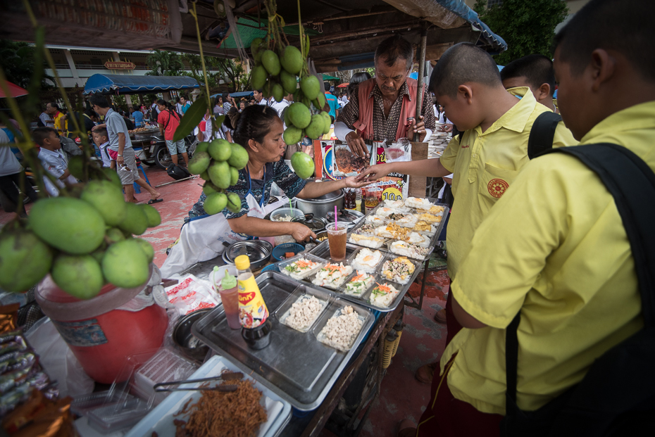  szkole Edukacja nikon d750 Sigma 15-30mm f/3.5-4.5 Aspherical Tajlandia 0 produkować jedzenie sprzedawca miejsce publiczne rynek lokalne jedzenie owoc roślina bazar