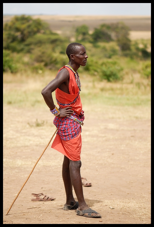  Masaje Ludzie Nikon D200 AF-S Micro-Nikkor 105mm f/2.8G IF-ED Kenia 0 ludzie plemię woda wakacje na stojąco zabawa dziewczyna człowiek piasek drzewo