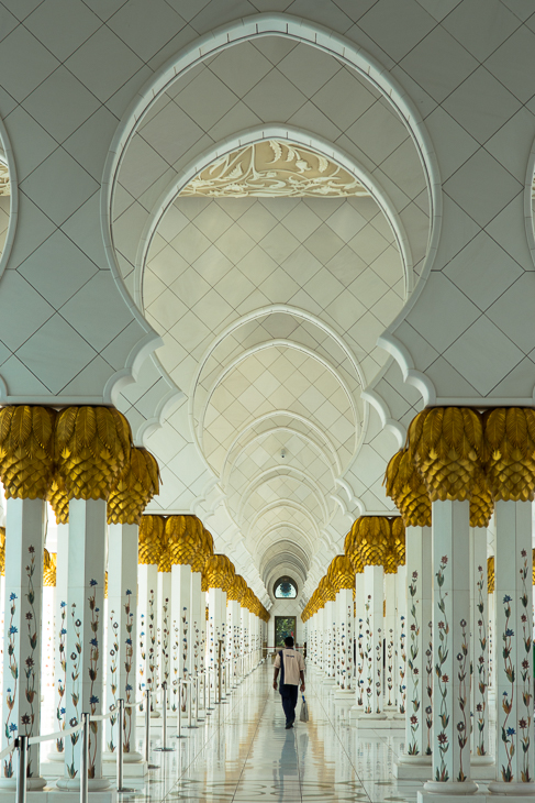  Wielki Meczet Abu Dabi (ZEA) Nikon D7200 AF-S Zoom-Nikkor 17-55mm f/2.8G IF-ED Sri Lanka 0 łuk Struktura architektura sufit symetria atrakcja turystyczna kolumna miejsce kultu światło dzienne budynek