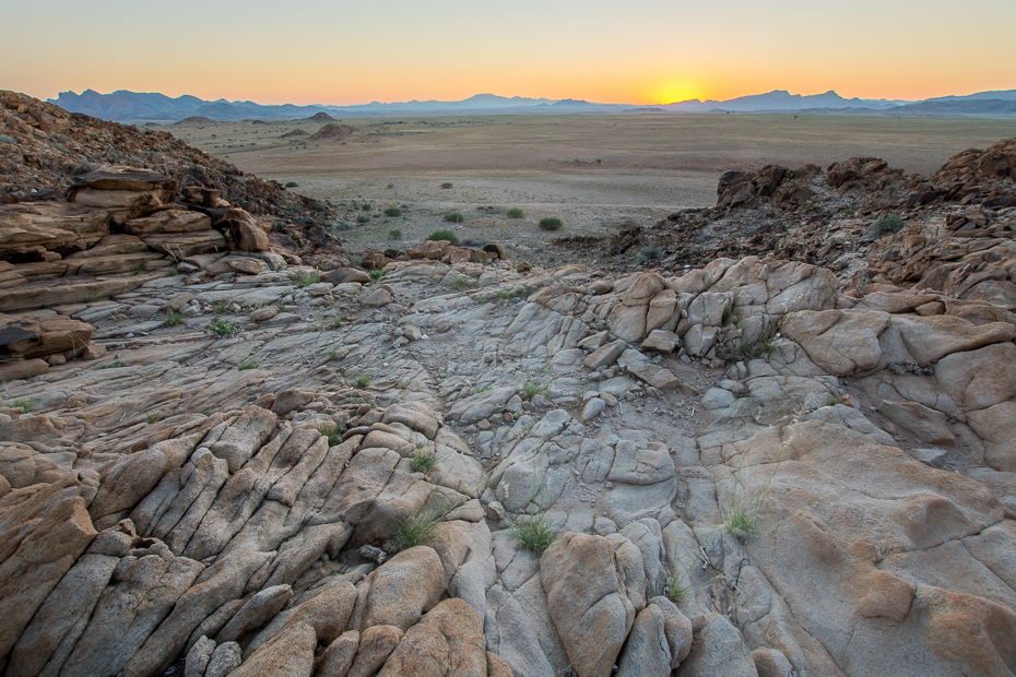  Rostock Desert Campsite Krajobraz Nikon D7100 Sigma 10-20mm f/3.5 HSM Namibia 0 Badlands skała pustynia niebo geologia tworzenie podłoże skalne wyschnięte koryto rzeki krajobraz krzewy