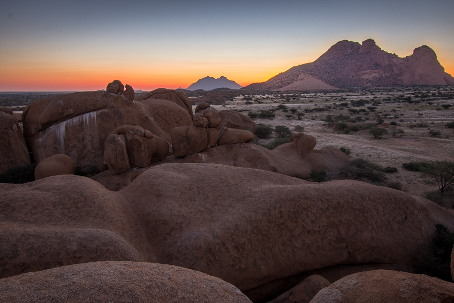  Spitzkoppe Krajobraz Nikon D7100 Sigma 10-20mm f/3.5 HSM Namibia 0 Badlands skała pustynia niebo świt tworzenie ranek zjawisko geologiczne wschód słońca geologia