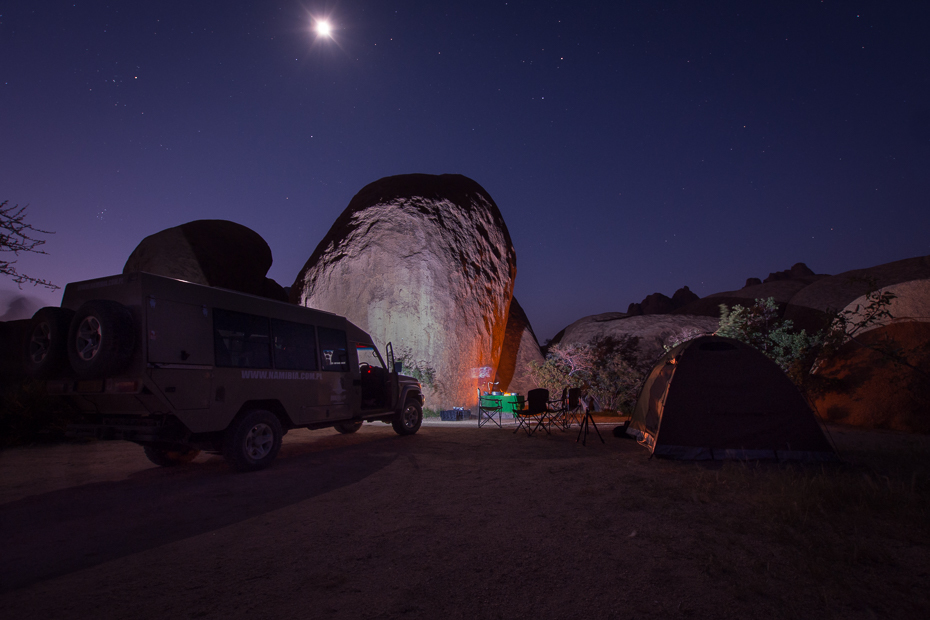  Spitzkoppe Camping Krajobraz Nikon D7100 Sigma 10-20mm f/3.5 HSM Namibia 0 niebo noc lekki atmosfera ciemność zjawisko zjawisko geologiczne gwiazda skała krajobraz