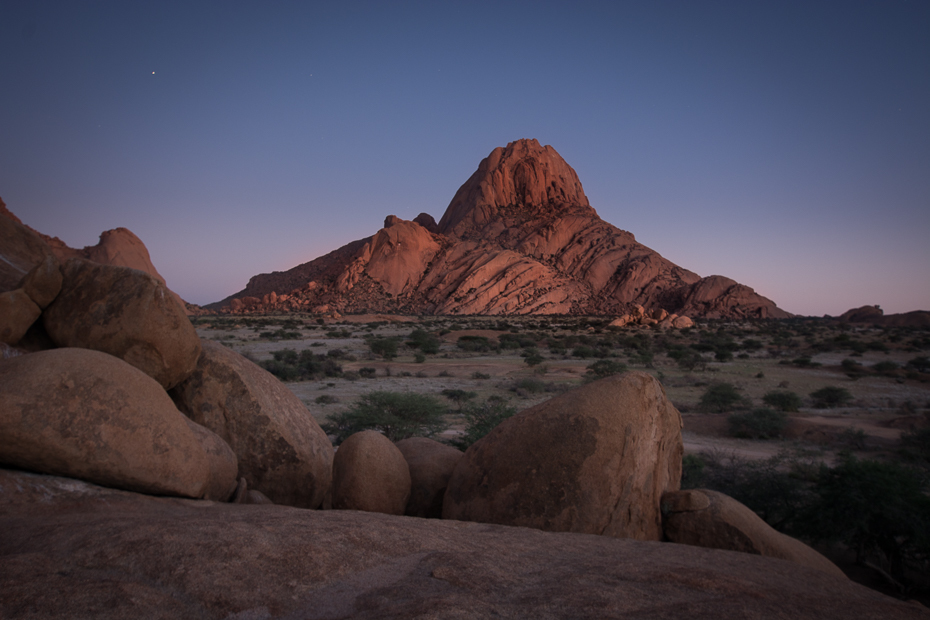  Spitzkoppe Krajobraz Nikon D7100 Sigma 10-20mm f/3.5 HSM Namibia 0 Badlands skała niebo pustynia górzyste formy terenu Park Narodowy tworzenie Góra wyschnięte koryto rzeki
