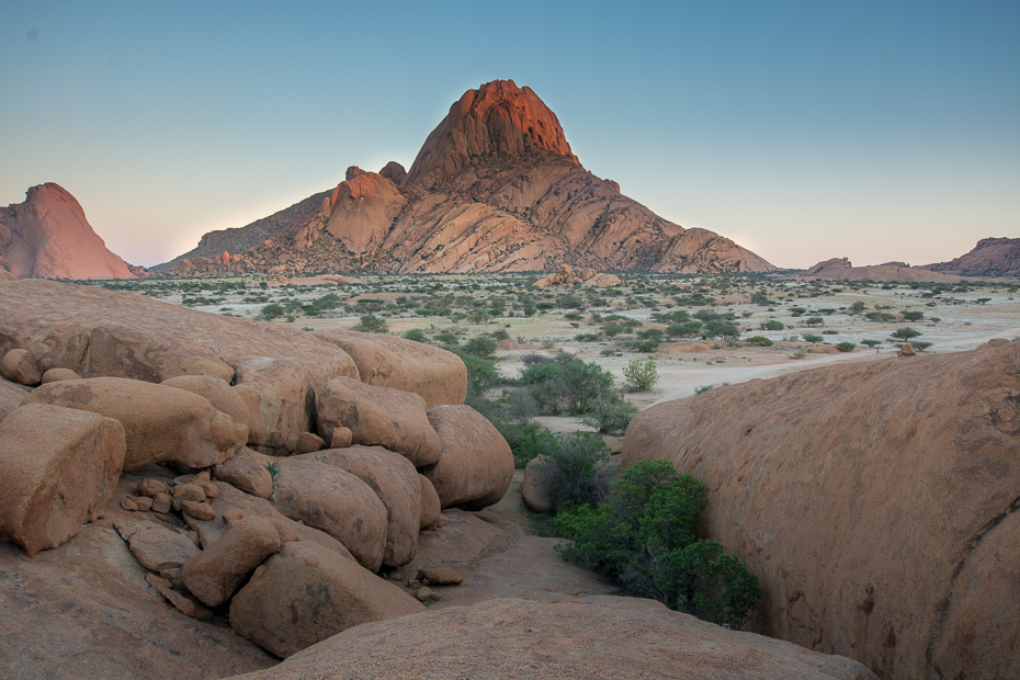 Spitzkoppe Krajobraz Nikon D7100 Sigma 10-20mm f/3.5 HSM Namibia 0 Badlands skała górzyste formy terenu pustynia niebo Góra Park Narodowy tworzenie wyschnięte koryto rzeki geologia